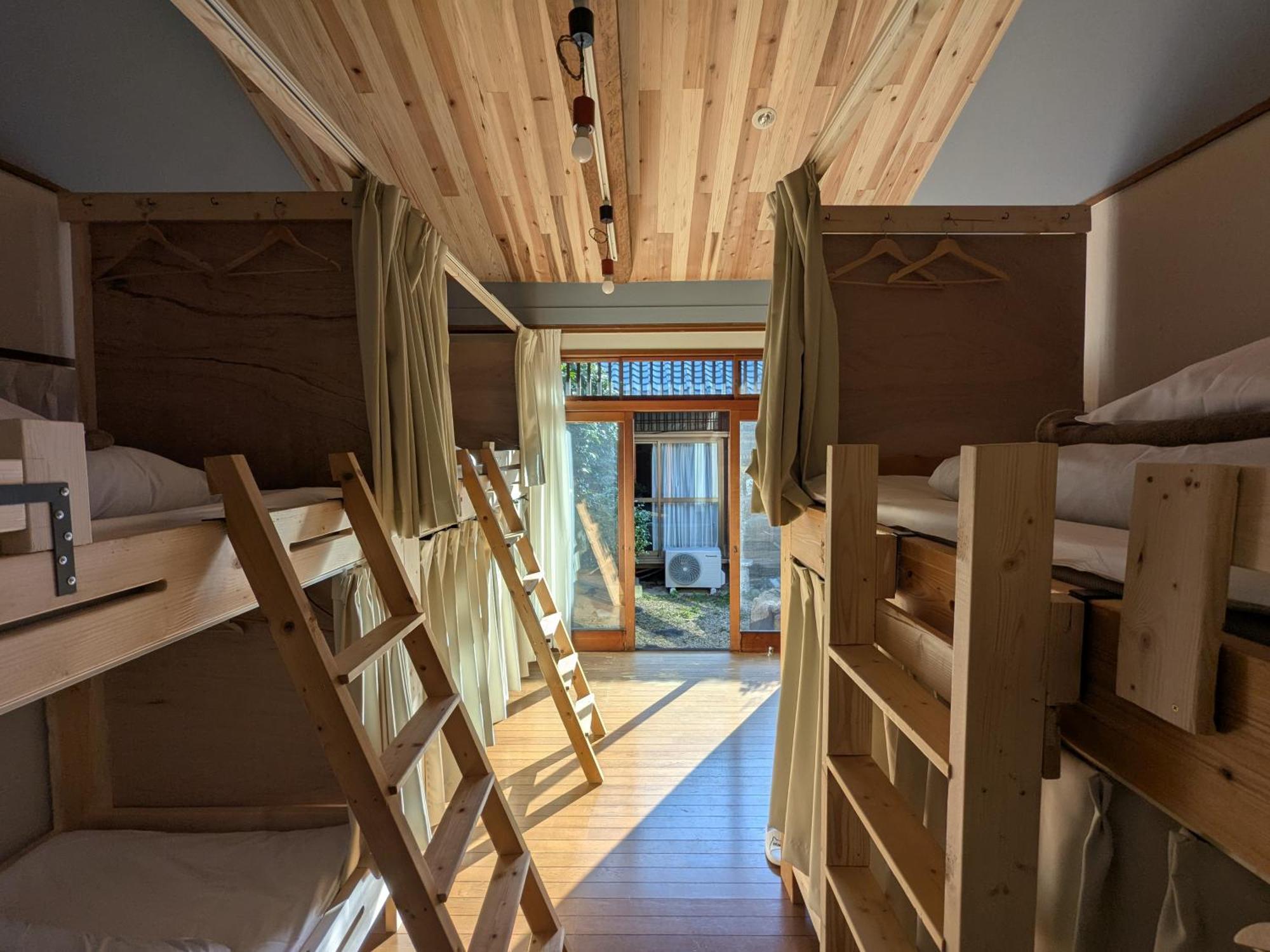 Yuzan Hostel